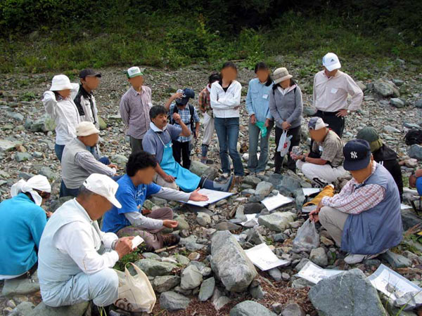 石ころ観察会